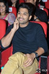 Pilla Nuvvu Leni Jeevitham Movie Audio Launch
